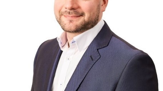 olli-naukkarinen2024.jpg (38 KB)