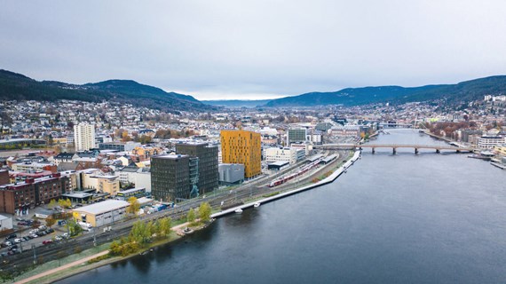Drammen (299523746)_Medium.jpeg (206.4 KB)