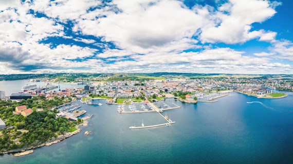 Kristiansand (Aerial View from Oderoya)_Large.jpeg (261.4 KB)