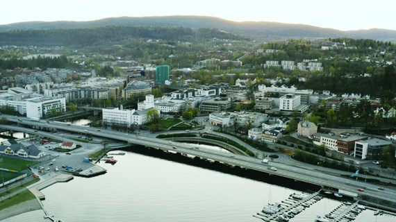 Sandvika Aerial 01 (V-ST)_Medium.jpeg (212.5 KB)
