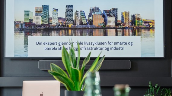 WEB-banner design (10).jpg (631.9 KB)